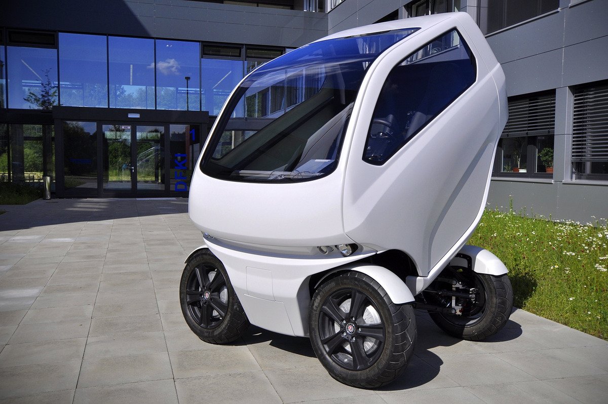 this-tiny-car can-change-shape-drive-sideways-2
